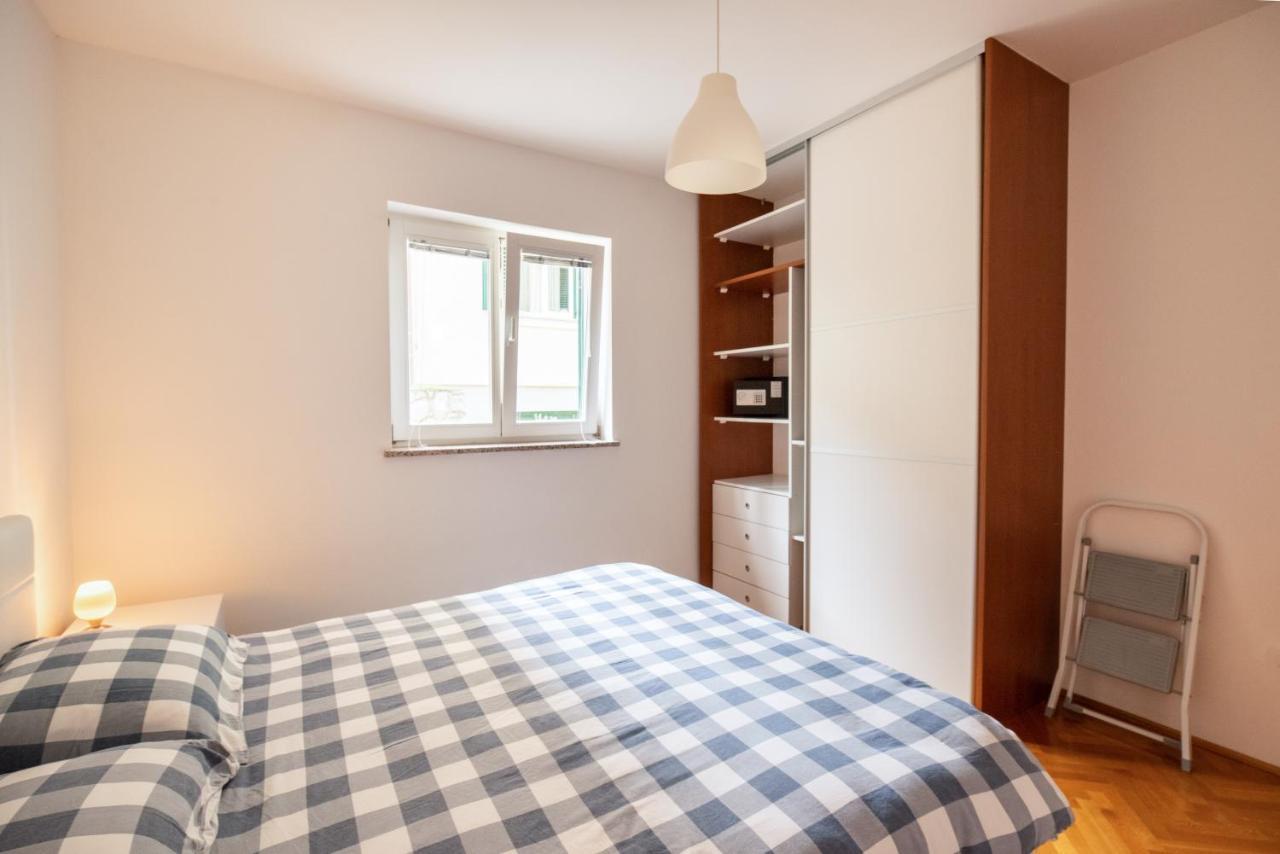 Seaview Apartment Lea Icici Bagian luar foto